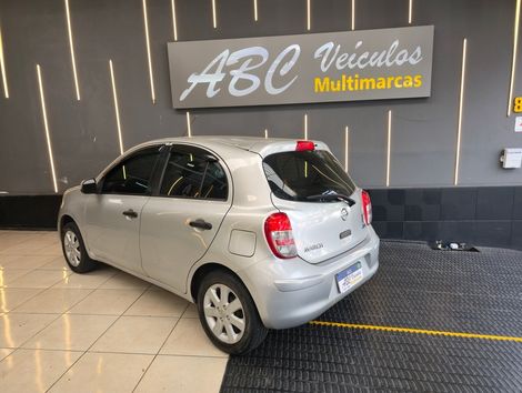 Nissan MARCH SV 1.6 16V Flex Fuel