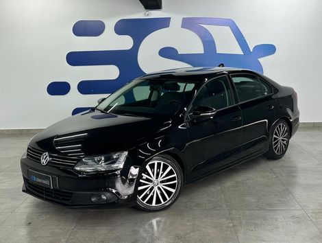 VolksWagen JETTA Comfortline 2.0 T.Flex 8V 4p Tipt.