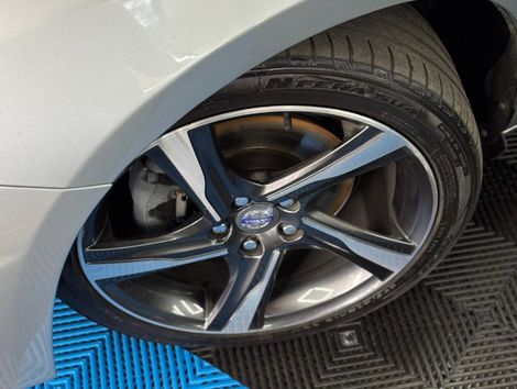 Volvo V60 T-5 R-DESIGN 2.0 5p