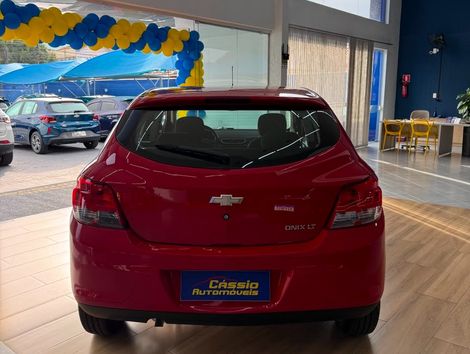 Chevrolet ONIX HATCH LT 1.0 8V FlexPower 5p Mec.