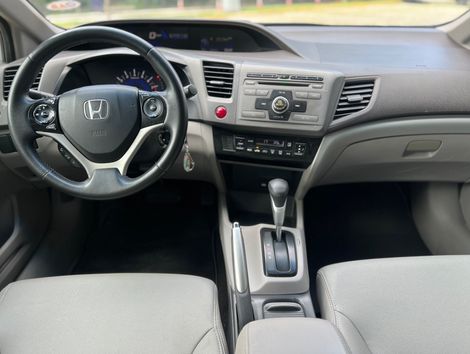 Honda Civic Sedan LXR 2.0 Flexone 16V Aut. 4p