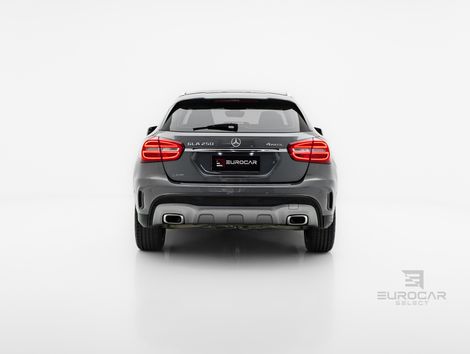 Mercedes GLA 250 Sport 2.0 TB 16V 4x4 211cv Aut.