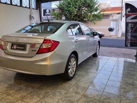 Honda Civic Sedan LXR 2.0 Flexone 16V Aut. 4p