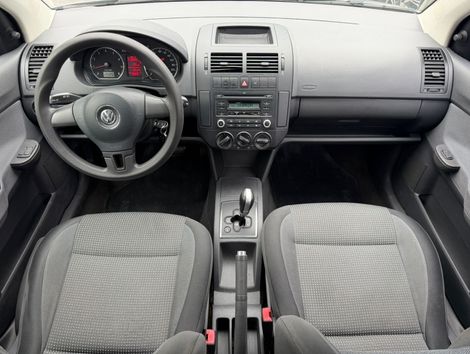 VolksWagen Polo Sedan I MOTION  1.6 Total Flex  4p