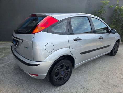 Ford Focus 1.6 S/SE/SE Plus Flex 8V/16V  5p