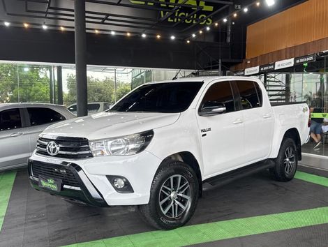 Toyota Hilux CD SRV 4x4 2.7 Flex 16V Aut.