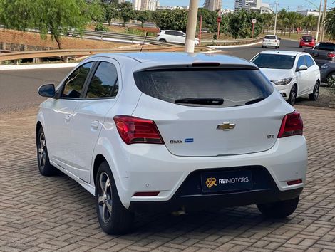 Chevrolet ONIX HATCH LTZ 1.4 8V FlexPower 5p Aut.