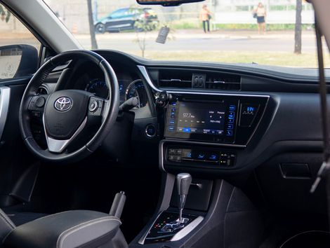 Toyota Corolla XEi 2.0 Flex 16V Aut.