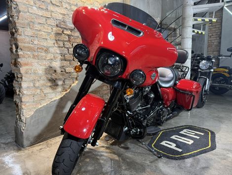 Harley STREET GLIDE SPECIAL FLHXS