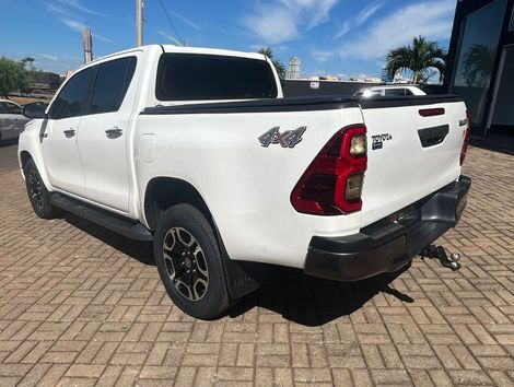 Toyota Hilux CD 4x4 2.8 Diesel Mec.