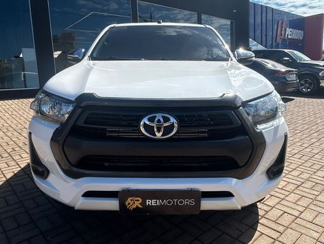 Toyota Hilux CD 4x4 2.8 Diesel Mec.