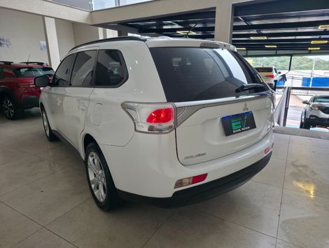 Mitsubishi OUTLANDER 2.0 16V 160cv Aut.