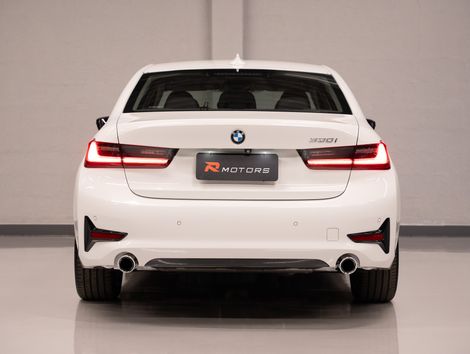 BMW 330i Sport 2.0 TB 16V 4p