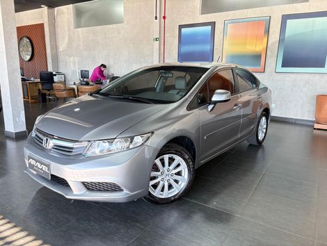 Honda Civic Sedan LXS 1.8/1.8 Flex 16V Aut. 4p
