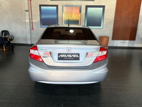 Honda Civic Sedan LXS 1.8/1.8 Flex 16V Aut. 4p