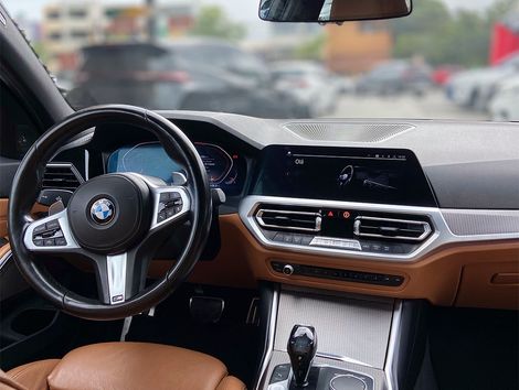 BMW 320iA 2.0 TB M Sport A.Flex/M.Sport 4p