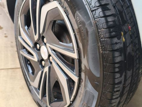 Chevrolet ONIX SEDAN Plus LT 1.0 12V Flex 4p Mec.