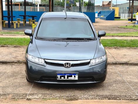 Honda Civic Sedan LXS 1.8/1.8 Flex 16V Aut. 4p