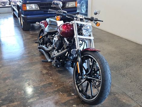 Harley SOFTAIL BREAKOUT FXSB
