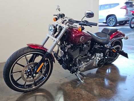 Harley SOFTAIL BREAKOUT FXSB