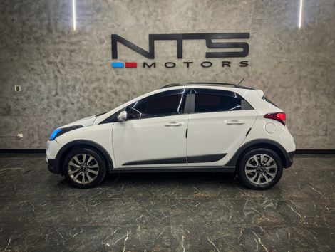 Hyundai HB20X Style 1.6 Flex 16v Mec.