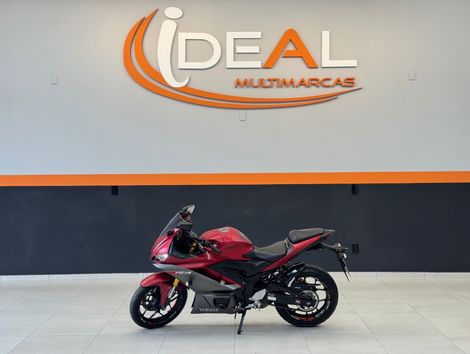 YAMAHA YZF R-3 321/ABS