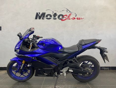 YAMAHA YZF R-3 321/ABS