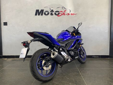 YAMAHA YZF R-3 321/ABS