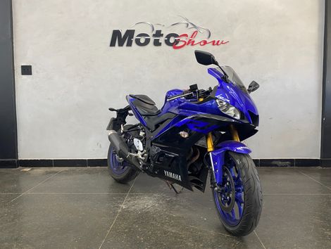 YAMAHA YZF R-3 321/ABS