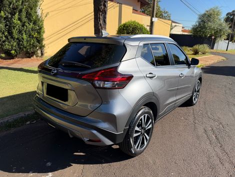 Nissan KICKS Play Sense 1.6 16V Flex Aut.