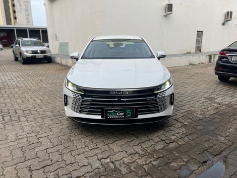 BYD King GL 1.5 16V Aut. (Hibrido)