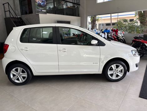 VolksWagen Fox 1.6 Mi Total Flex 8V 5p