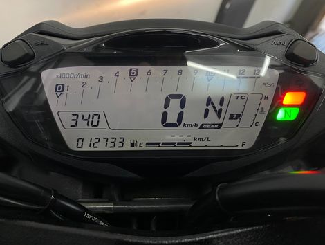 SUZUKI GSX-S 750