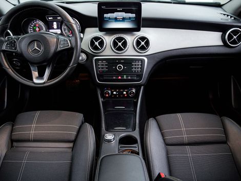 Mercedes GLA 200 Enduro 1.6 TB 16V Flex Aut.