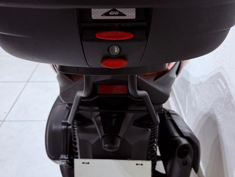 YAMAHA XMAX 250 ABS