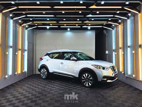 Nissan KICKS SL 1.6 16V FlexStar 5p Aut.