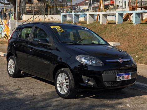 Fiat Palio ESSENCE 1.6 Flex 16V 5p