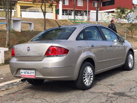 Fiat LINEA ABSOLUTE 1.9/1.8 Flex Dualogic 4p