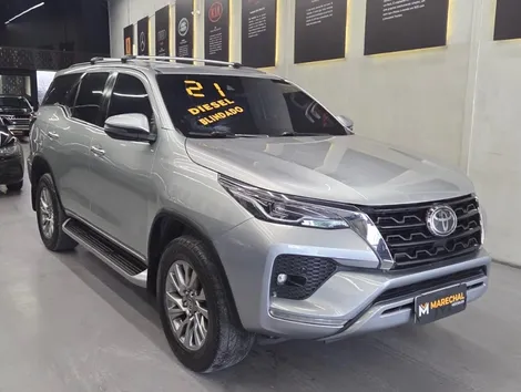Toyota SW4 Srx 4X4 2.8 TDI 16V Dies Automático - foto 3