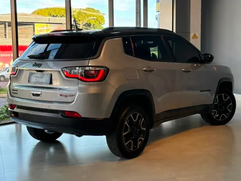 Jeep Compass Trailhawk 2.0 4X4 Dies 16V Automático - foto 6