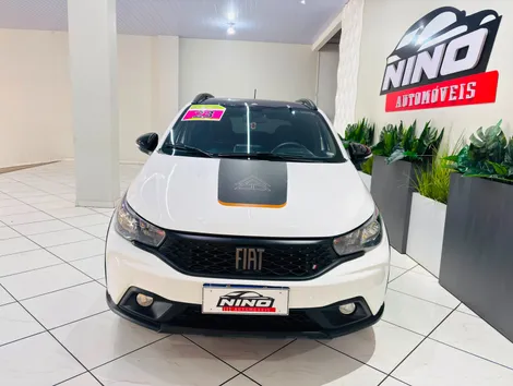 Fiat Argo Trekking 1.3 8V Flex Automático - foto 2