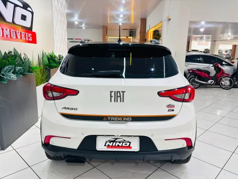 Fiat Argo Trekking 1.3 8V Flex Automático - foto 8