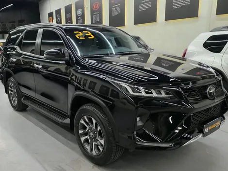 Toyota SW4 Diamond 2.8 Tb 4X4 Die Automático - foto 2