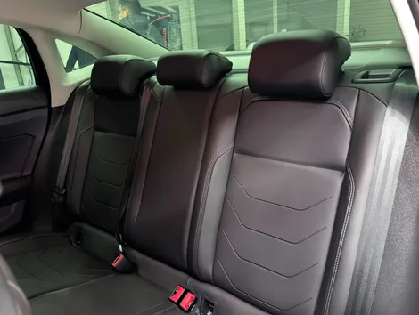Volkswagen Virtus Comfort 200 TSI 1.0 Flex 12V Automático - foto 8