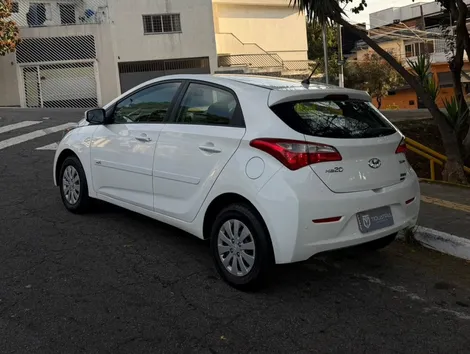 Hyundai HB20 C Style C Plus 1.6 Flex 16V Automático - foto 6