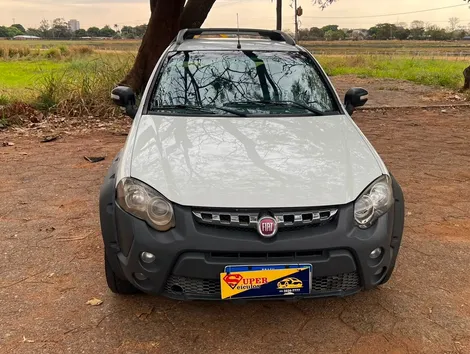 Fiat Strada Adventure 1.8 1.8 Locker Flex Ce - foto 2