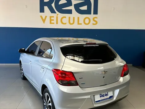 Chevrolet Onix Hatch LTZ 1.4 8V Flexpower 5P Automático - foto 7