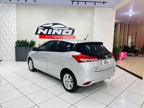 Toyota Yaris Xl 1.3 Flex 16V 5P Mec - foto 6
