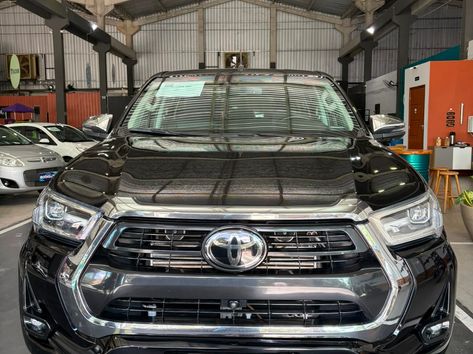 Toyota Hilux CD SRX 4x4 2.8 TDI 16V Diesel Aut.