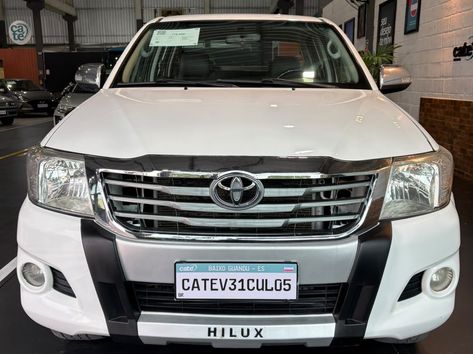 Toyota Hilux CD SRV 4x4 2.7 Flex 16V Aut.